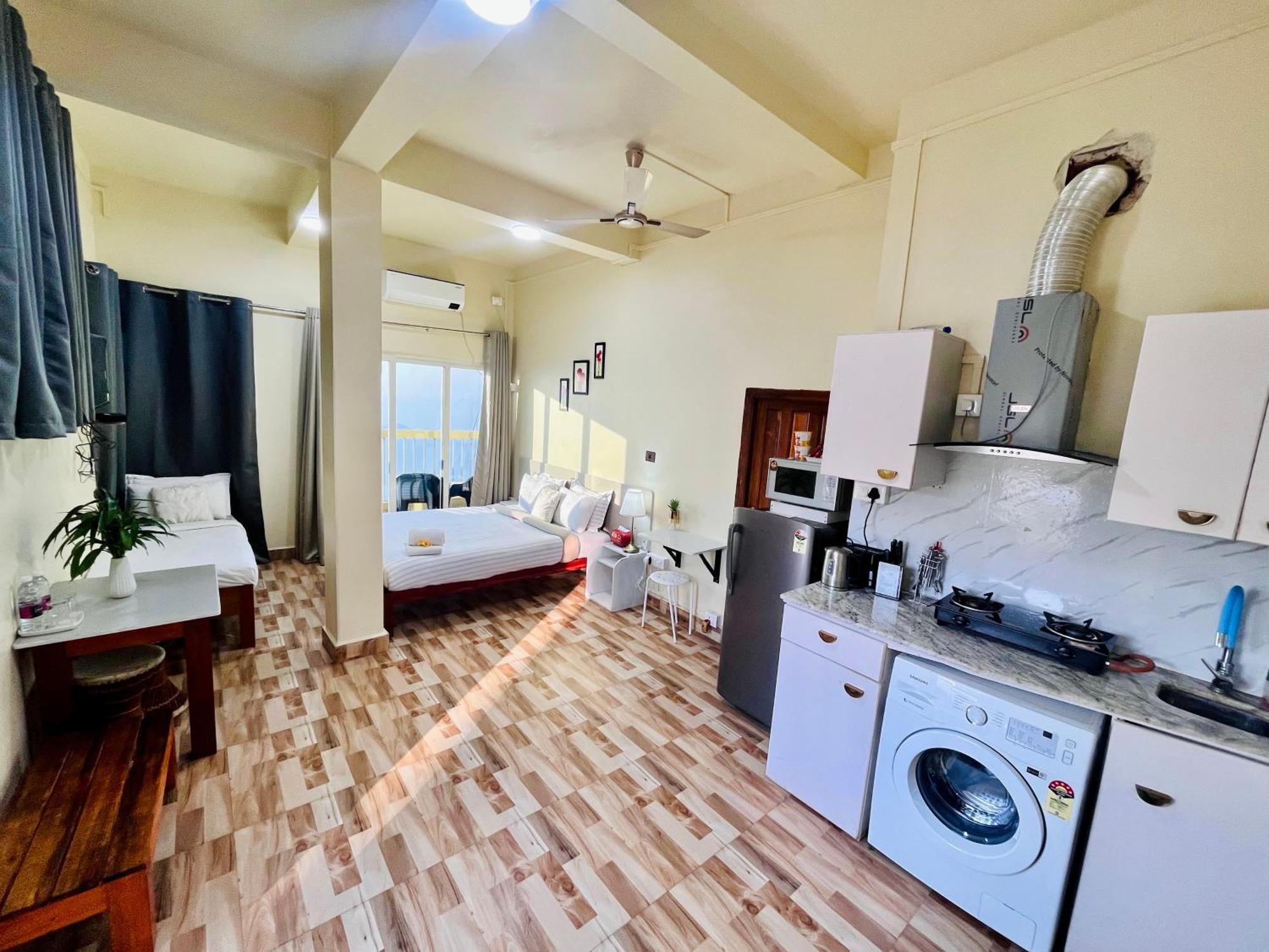 Aizawl Guest House Apartments Екстериор снимка