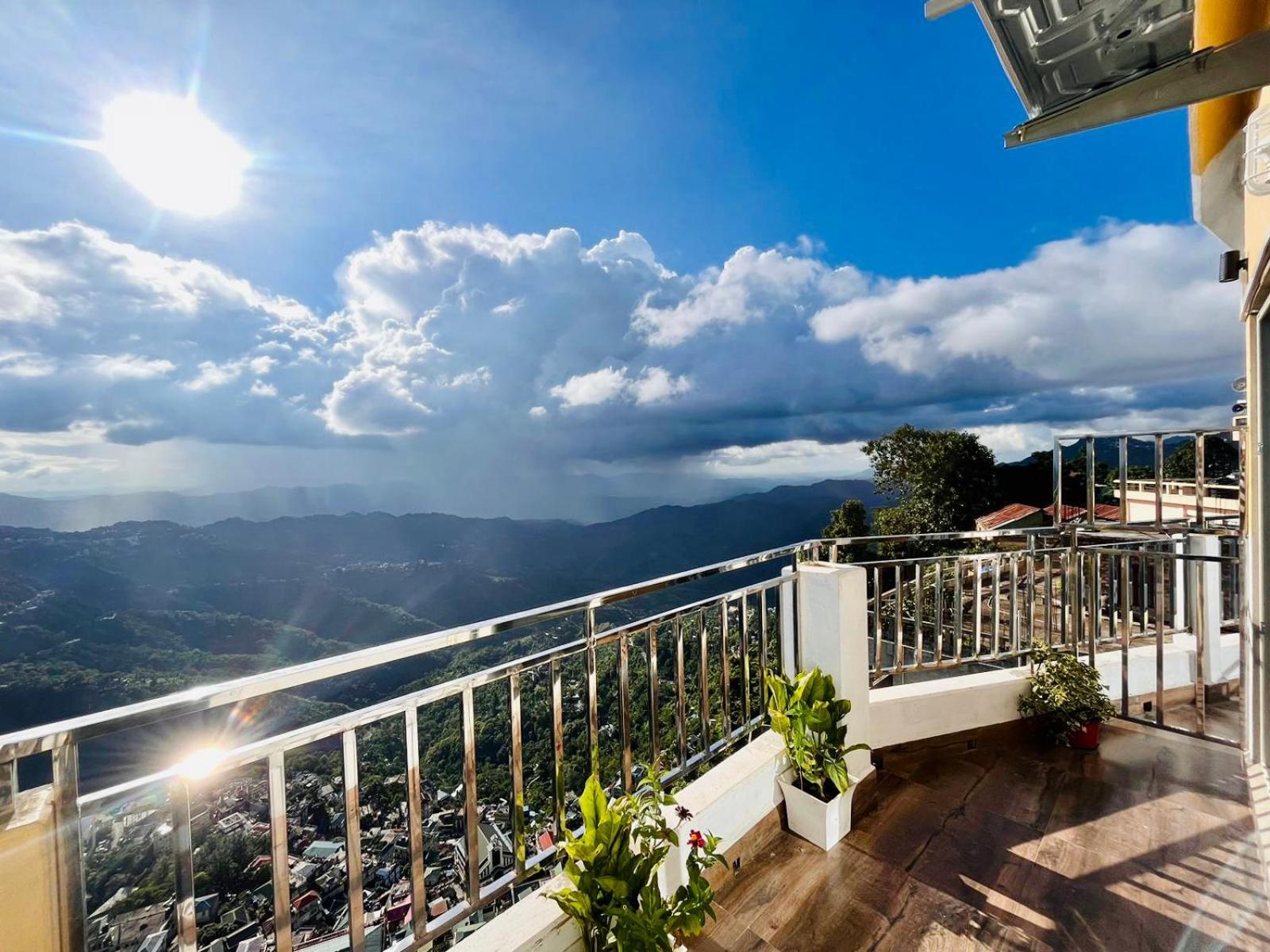 Aizawl Guest House Apartments Екстериор снимка