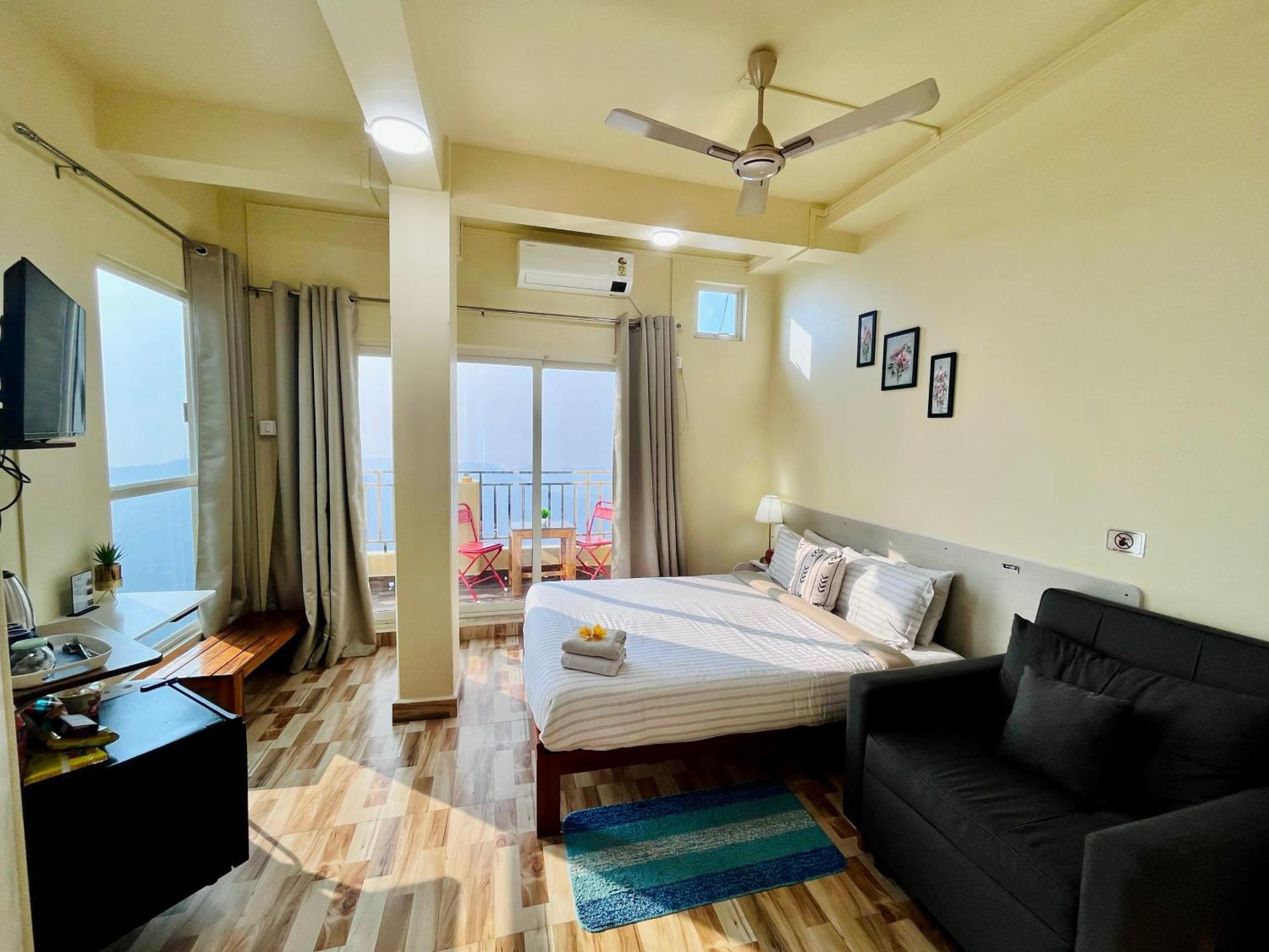Aizawl Guest House Apartments Екстериор снимка